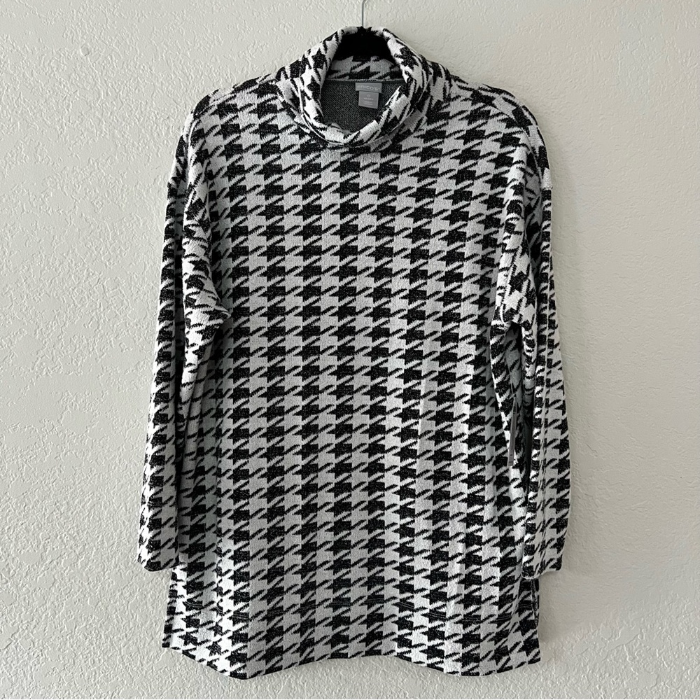 NWT Chicos Jacquard Houndstooth Tunic White Black Cowl Neck Sweater Size Small 0